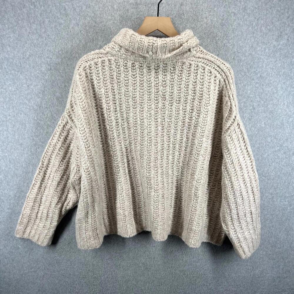 Free People Fluffy Fox knit Sweater Heavy Knit Turtleneck Beige Womens S EUC - Picture 3 of 6